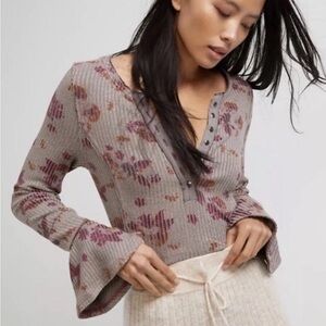 Free People Layer Me Henley Top in Vintage Purple Floral (A2)